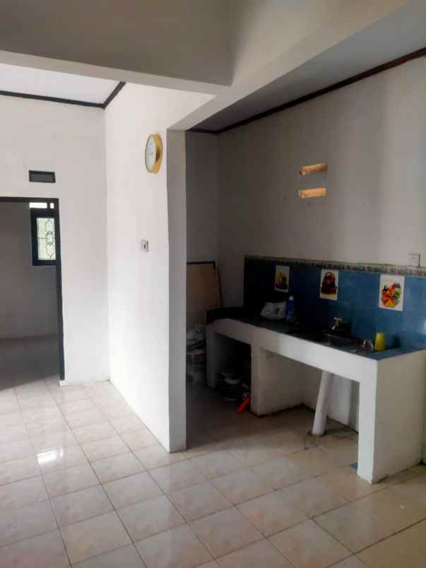 dijual rumah deket rsud depok sawangan