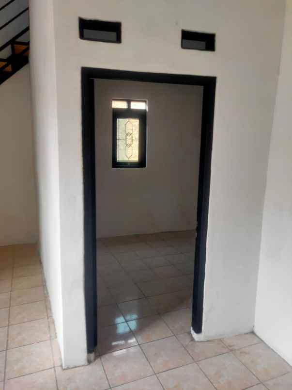 dijual rumah deket rsud depok sawangan