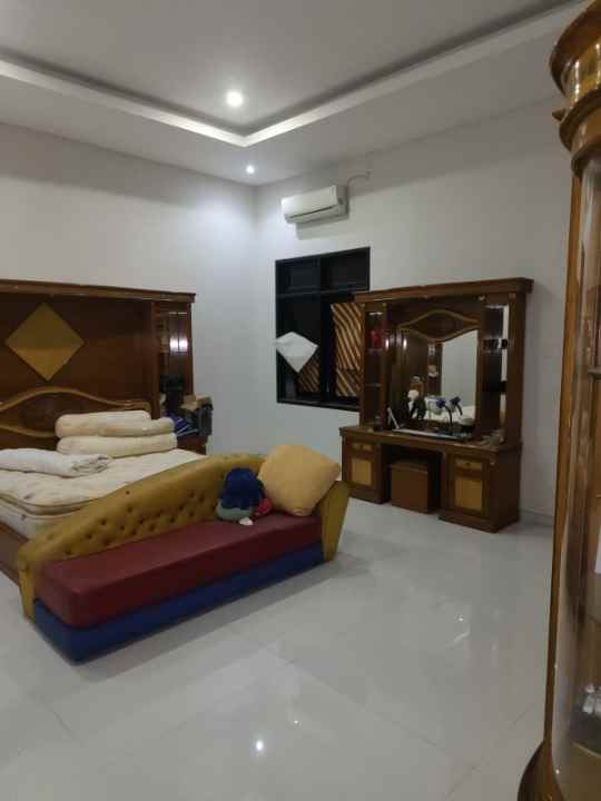 dijual rumah dharmahusada