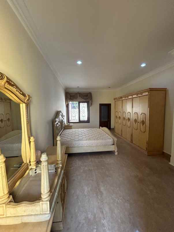 dijual rumah dharmahusada regency