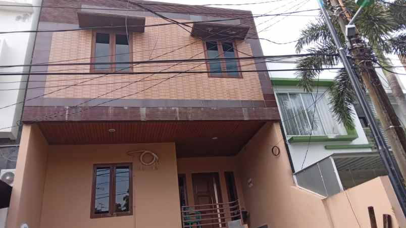 dijual rumah di gading cipta kelapa gading