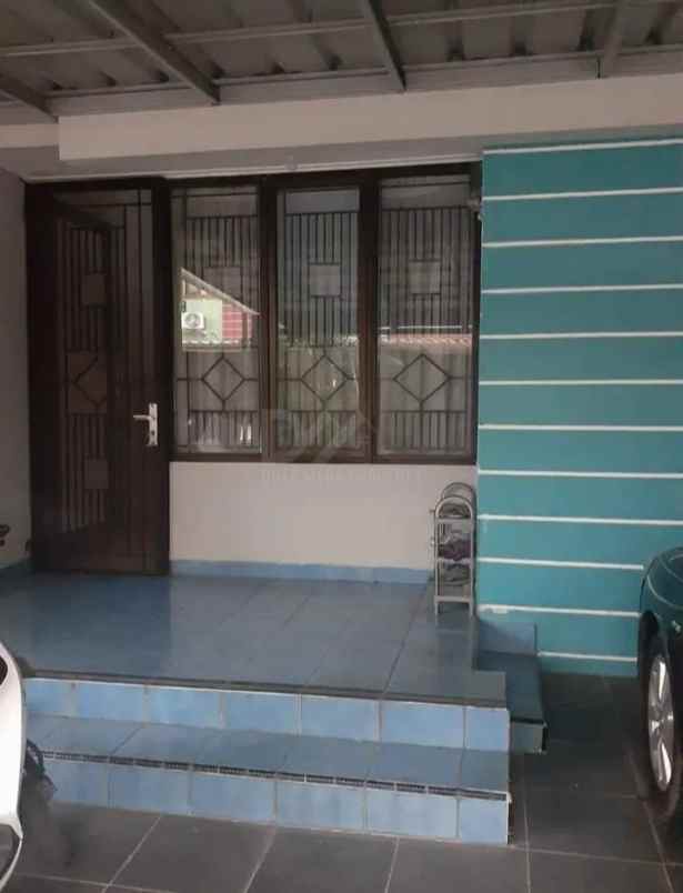 dijual rumah di graha raya bintaro