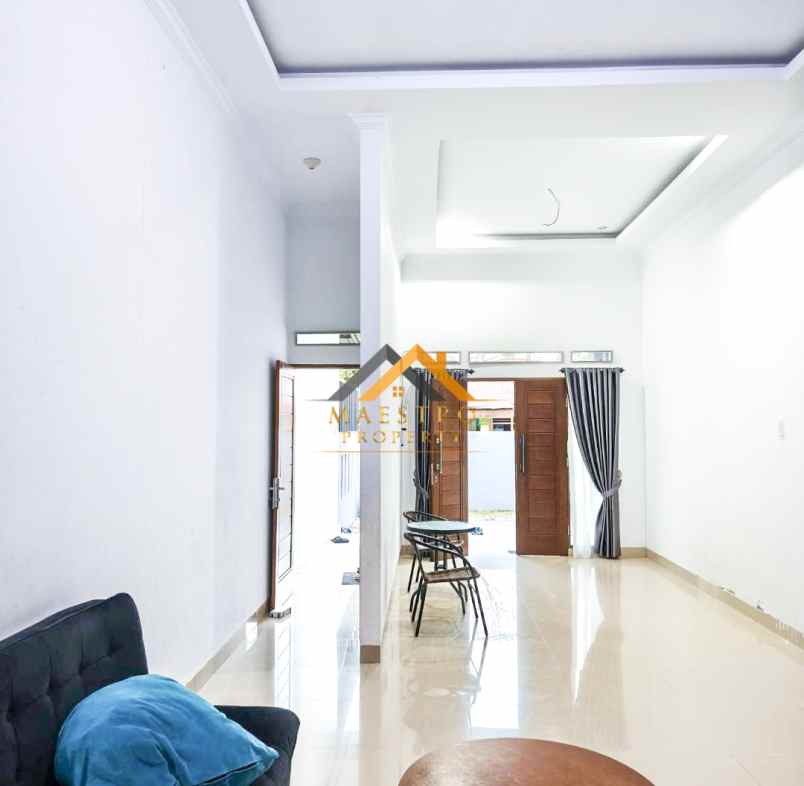 dijual rumah di jalan bilal ujung gg dewi sinta medan