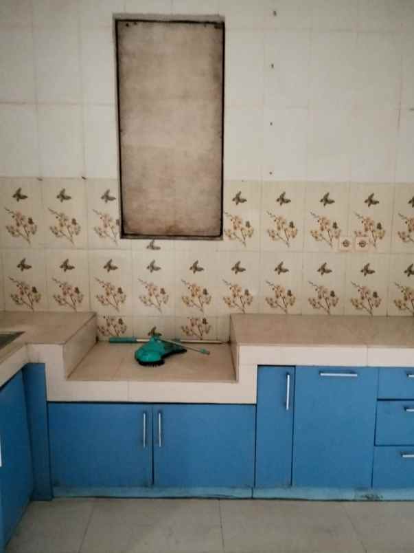 dijual rumah dijual ruko di jl katomas