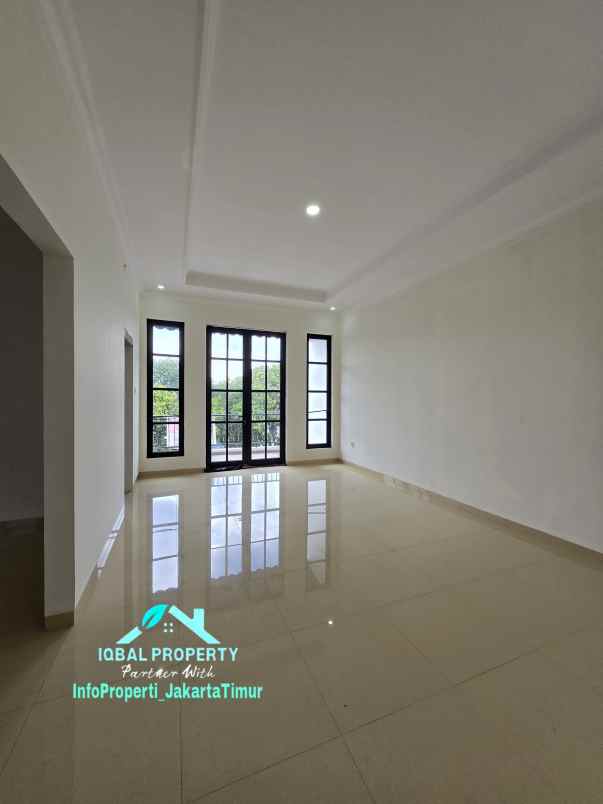 dijual rumah duren sawit