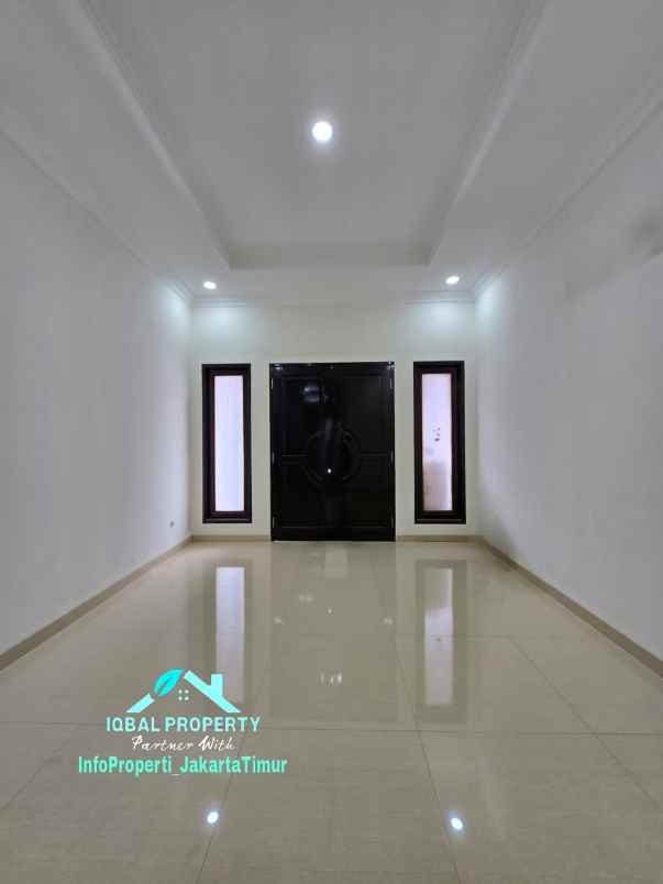 dijual rumah duren sawit