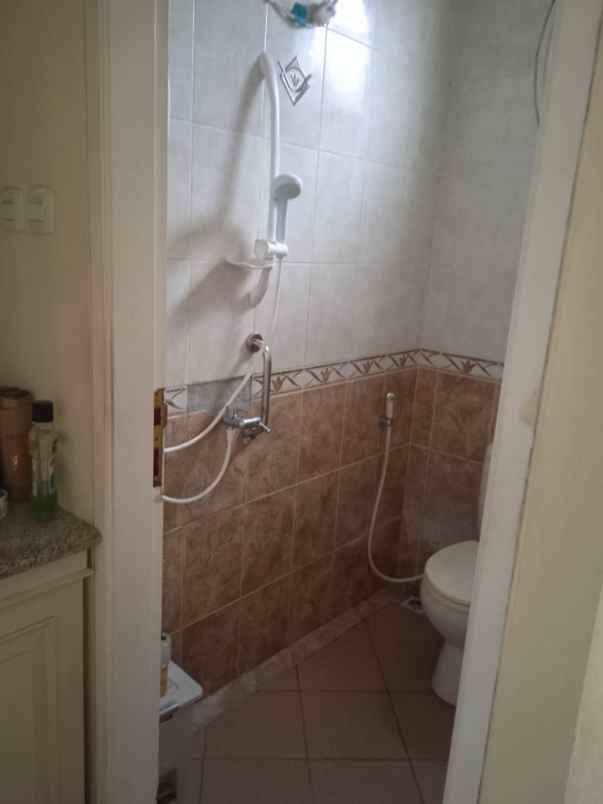 dijual rumah duren sawit jakarta timur