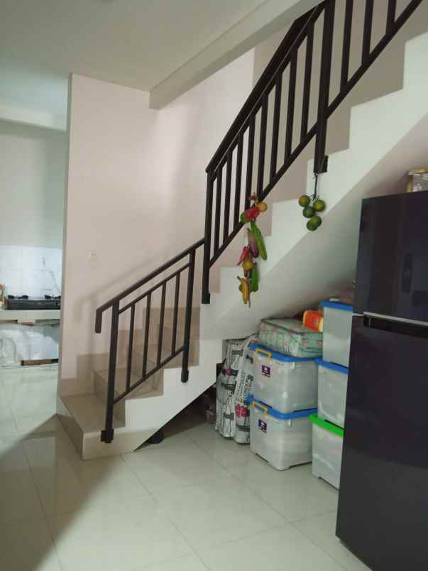 dijual rumah duri kepa