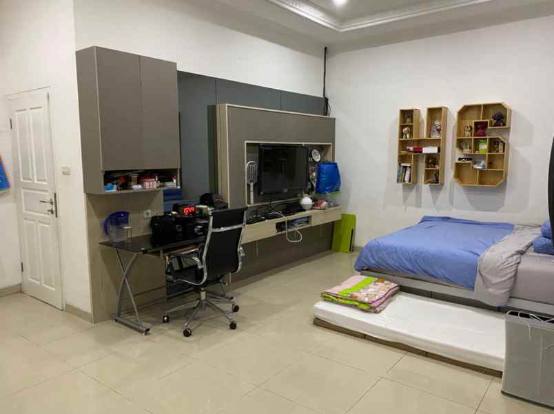 dijual rumah gading elok kelapa gading