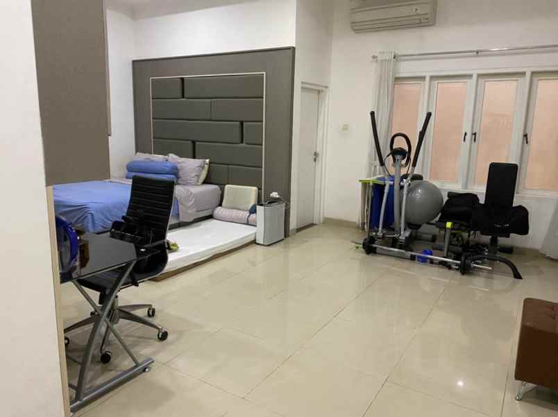 dijual rumah gading elok kelapa gading