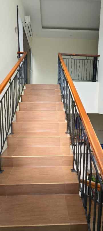 dijual rumah gading indah