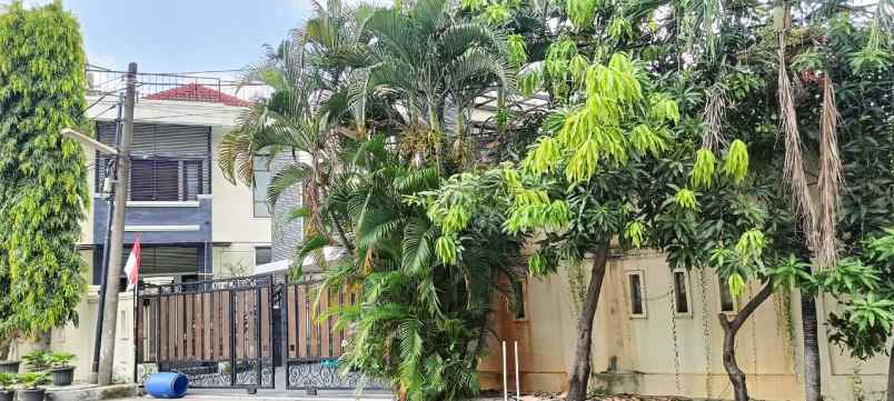 dijual rumah gading indah