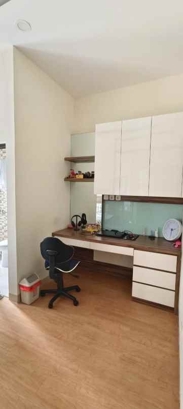 dijual rumah gading indah