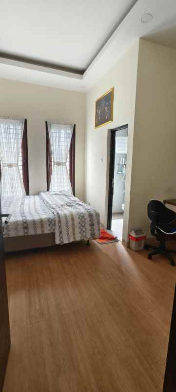 dijual rumah gading indah