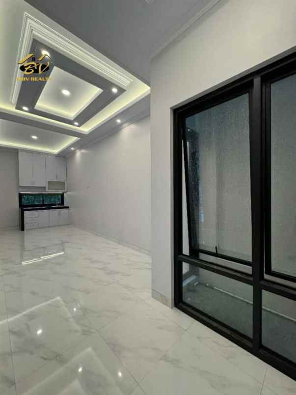 dijual rumah gandaria jagakarsa