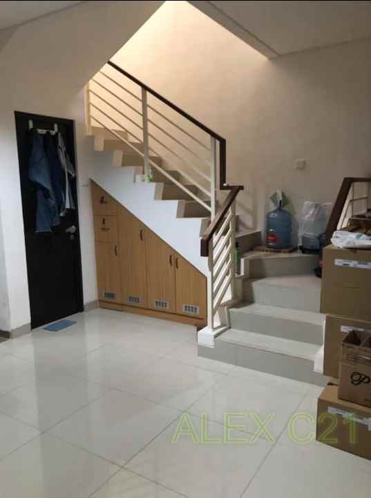 dijual rumah garden city cakung timur