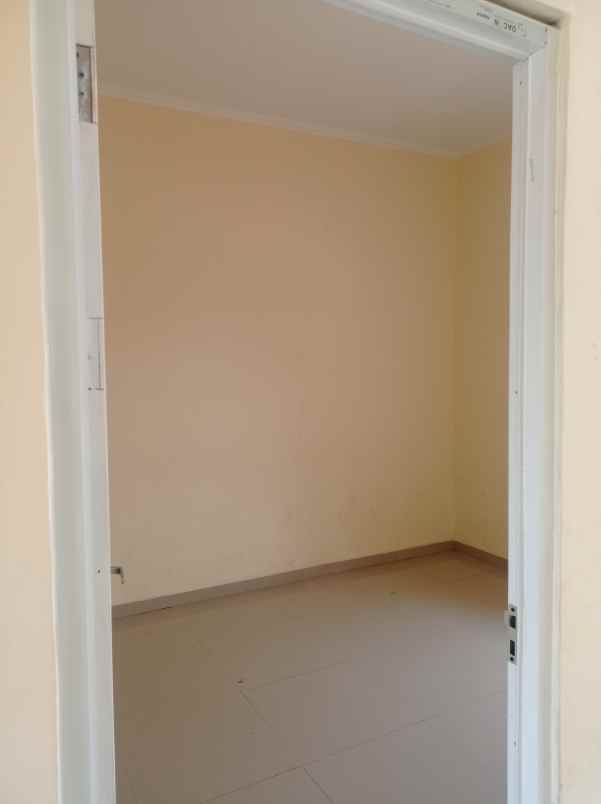 dijual rumah gg damai tanah merah kec