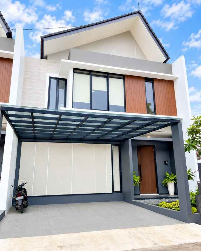 dijual rumah grand sharon residence