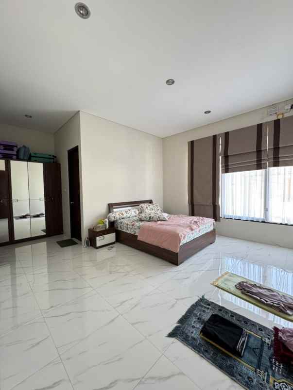 dijual rumah grand sharon residence