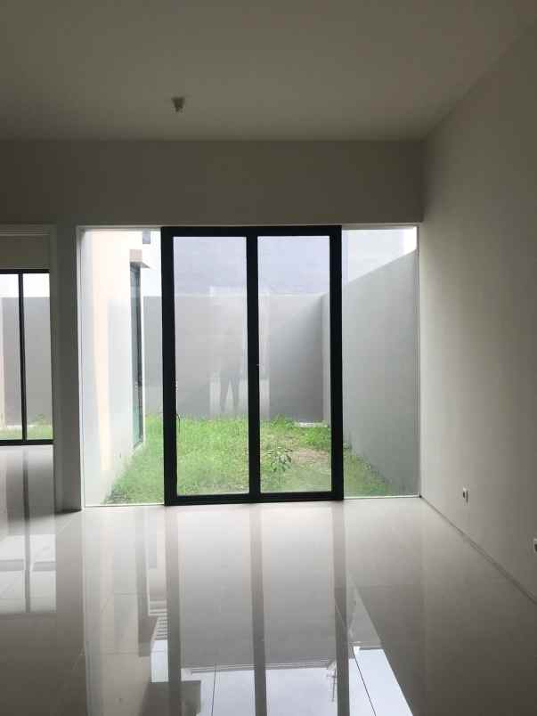 dijual rumah grand sunrise
