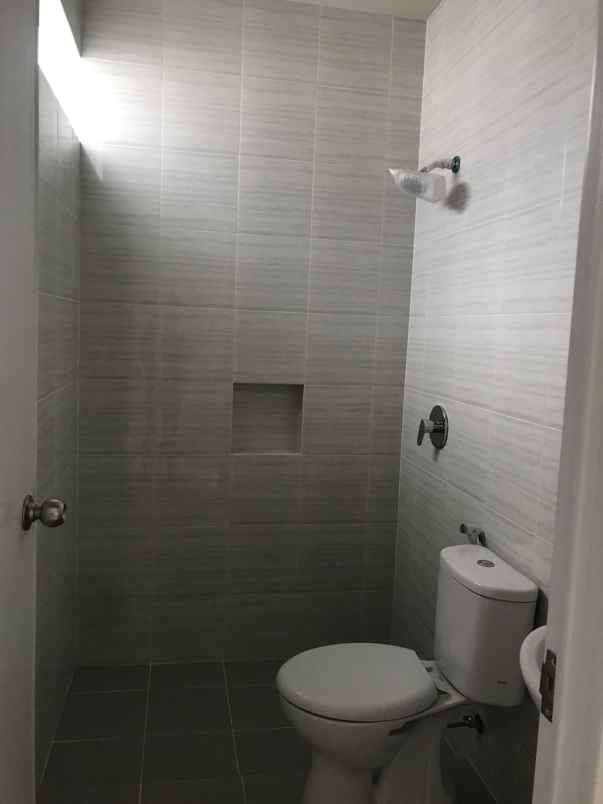 dijual rumah grand sunrise