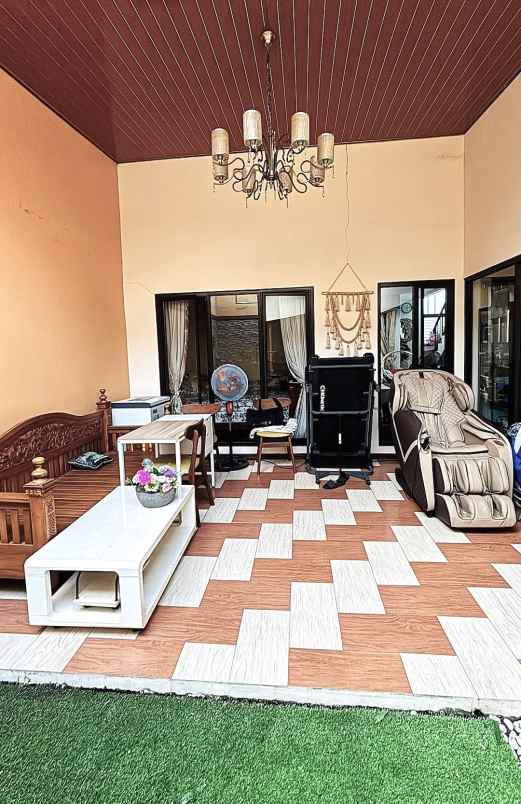 dijual rumah green ara residence kota