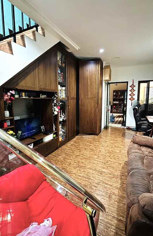 dijual rumah green ara residence kota