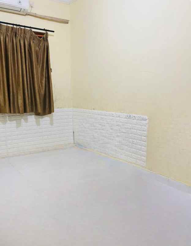 dijual rumah green garden cilincing