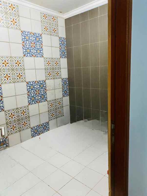 dijual rumah green garden cilincing