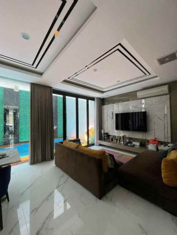 dijual rumah greenlake