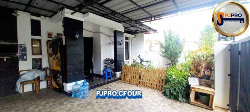 dijual rumah harapan indah cluster aralia