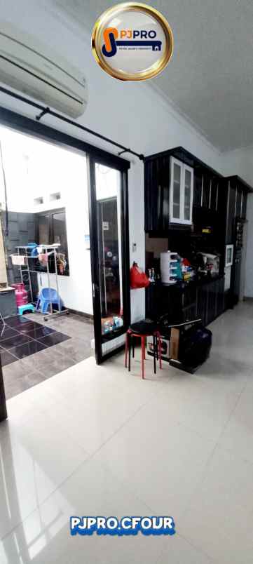 dijual rumah harapan indah cluster aralia