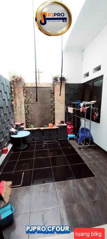 dijual rumah harapan indah cluster aralia