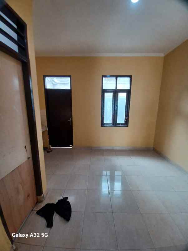 dijual rumah hook lt 173 51 shm utara permata medang