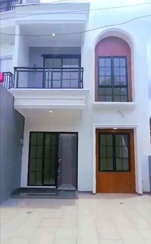 dijual rumah jagakarsa gandaria