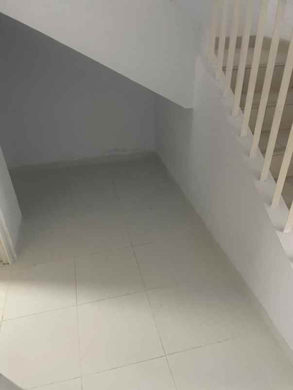 dijual rumah jakarta garden city cakung