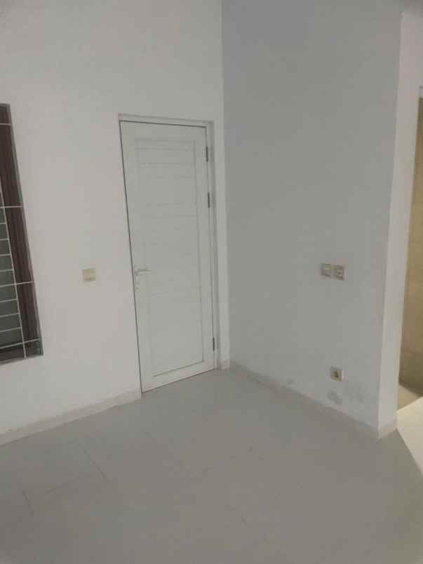 dijual rumah jakarta garden city cakung