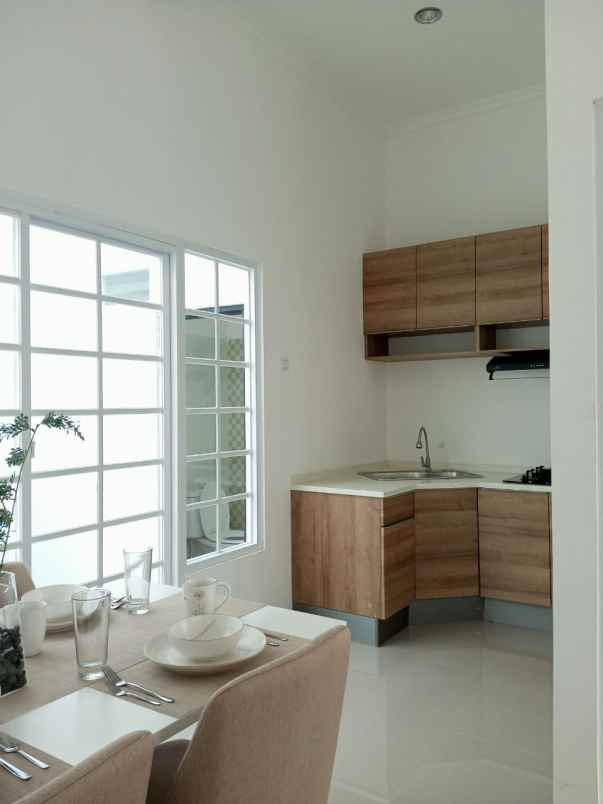 dijual rumah jalan alternatif kota