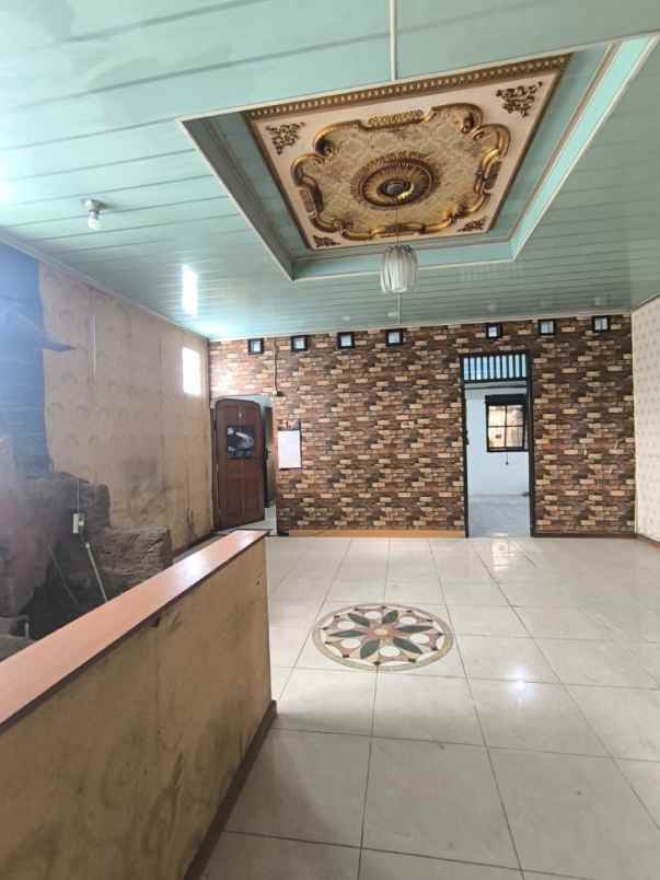 dijual rumah jalan cempaka putih tengah