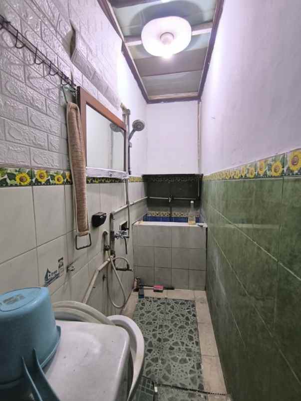 dijual rumah jalan cempaka putih tengah
