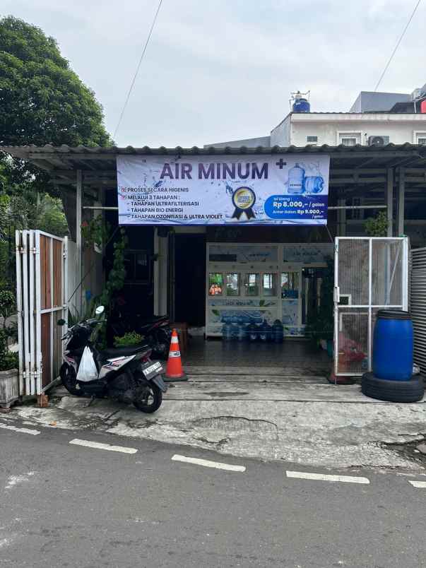 dijual rumah jalan cempaka sari 3
