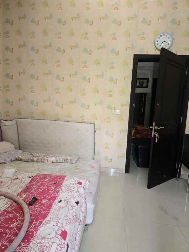 dijual rumah jalan central park a yani