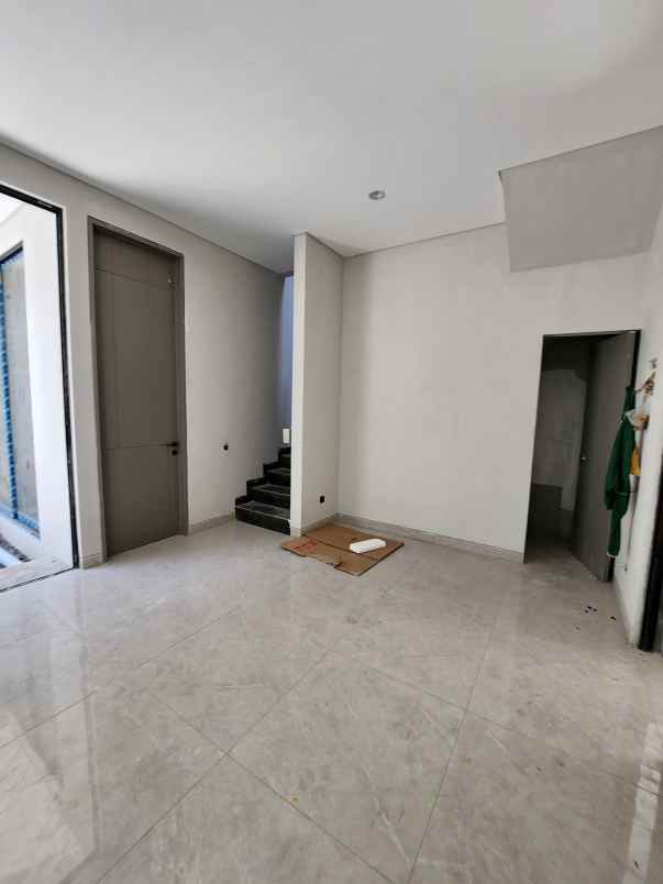 dijual rumah jalan dempsey hill citraland