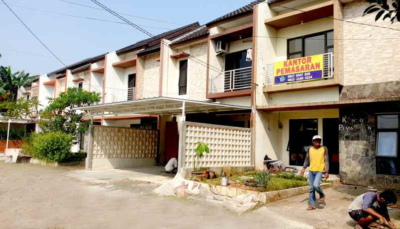 dijual rumah jalan gunung putri