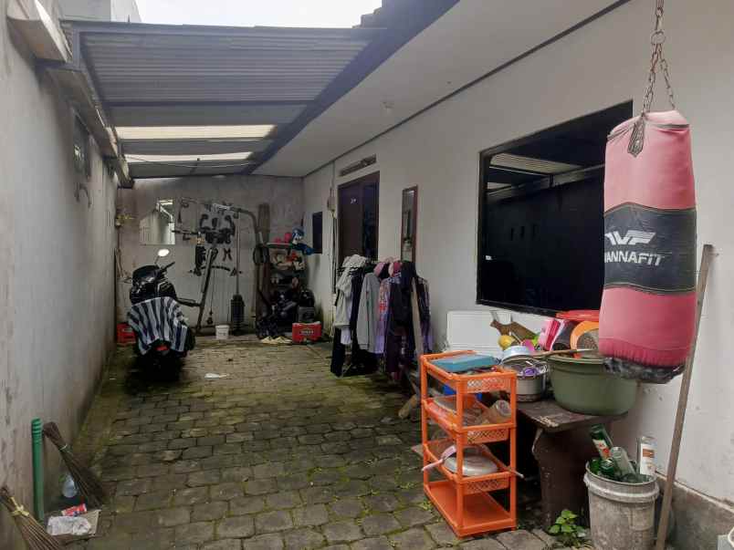 dijual rumah jalan gunung tangkuban perahu