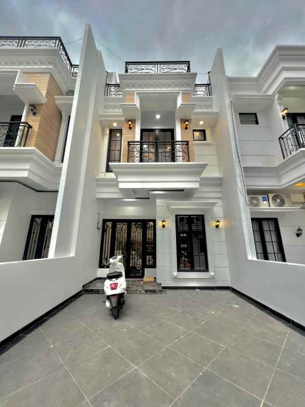 dijual rumah jalan kahfi 2 jagakarsa