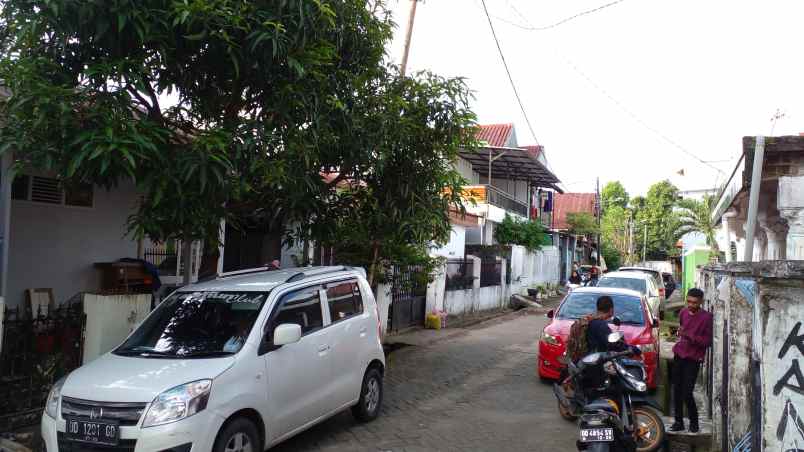 Rumah Siap Huni Dekat Ke Jalan Ratulangi Di Pusat Kota Makassar