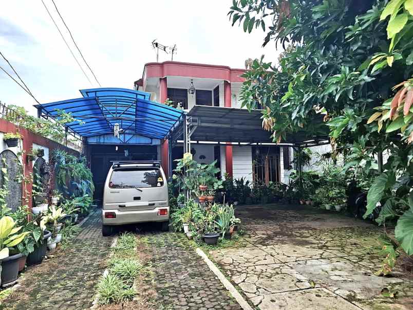 dijual rumah jalan madrasah duren sawit