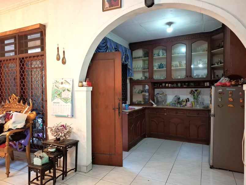 dijual rumah jalan madrasah duren sawit