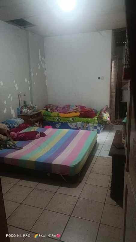 dijual rumah jalan perumahan bumi indah